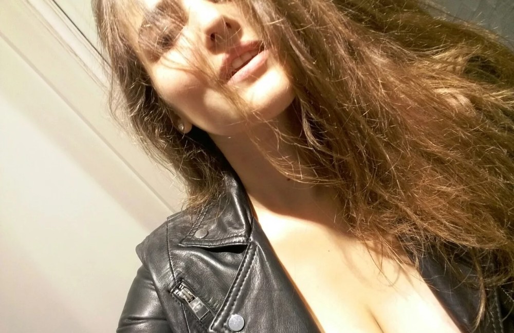 Индивидуалка Карина фото № 2 в городе Кемерово